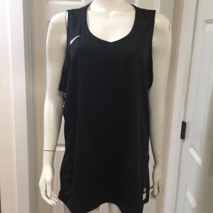 Nike Athletic/Athleisure/Basketball Tank Top, NWT!